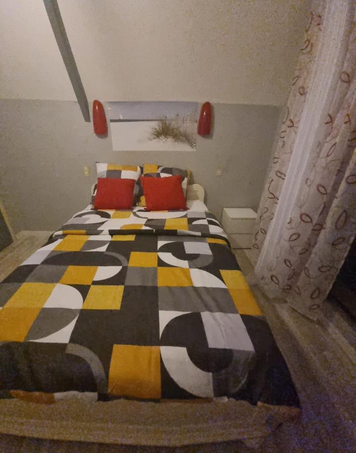Belle Chambre Avec Balcon Arques  Exterior photo