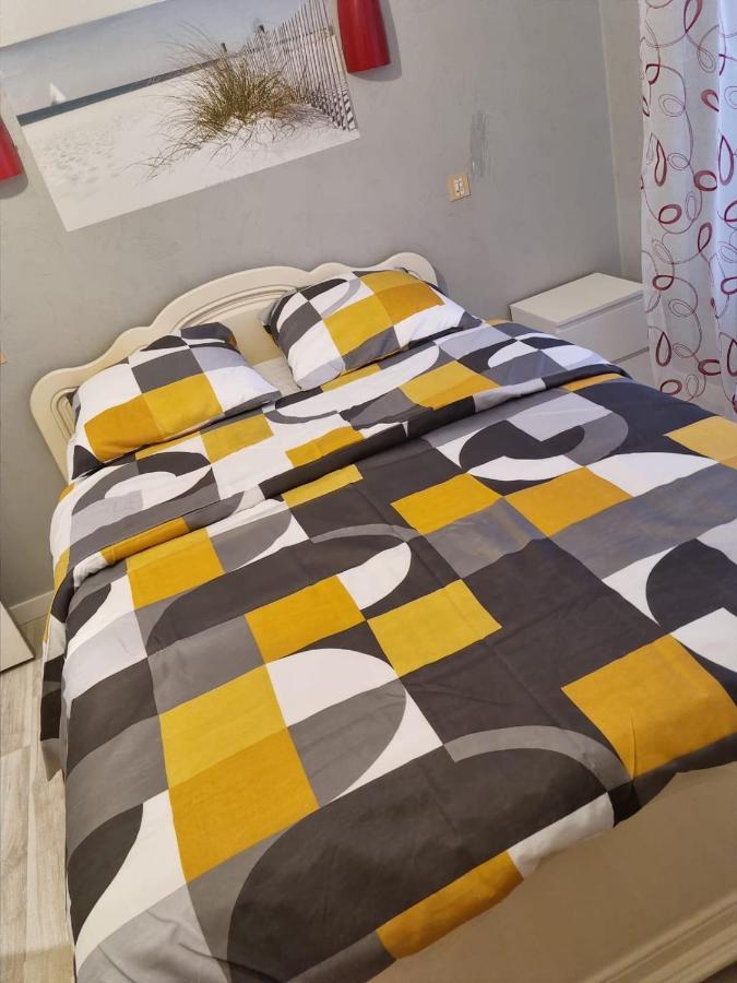 Belle Chambre Avec Balcon Arques  Exterior photo